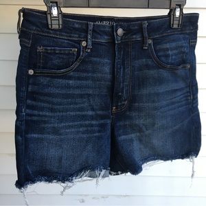 Young Fun Items Here- AEO Super Hi Rise Shortie Sz 12